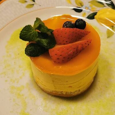 Манговая бомба в Кафе граф по цене 600 ₽