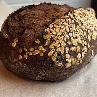 Вятский заварной с курагой и черносливом в Траттория для друзей по цене 190 ₽