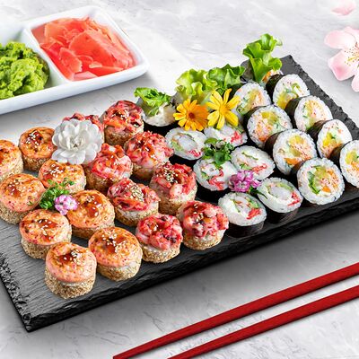 Сет Морской в Sushi white lux по цене 1799 ₽