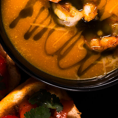 Тыквенный крем-суп с креветками в Наша хвоя по цене 590 ₽