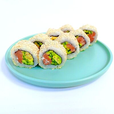 Калифорния с лососем в кунжуте в Ostrov по цене 649 ₽