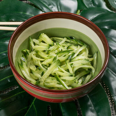 Огурцы в китайском соусе в Кансинь по цене 240 ₽