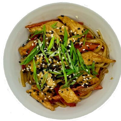 Вок с курицей и овощами в соусе терияки в Добрая кухня по цене 469 ₽