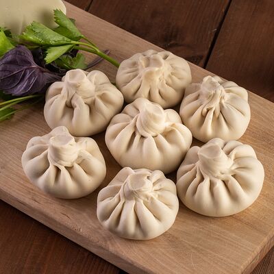 Хинкали с сыром сулугуни (полуфабрикат) в ФРОЗЕНГУД по цене 1000 ₽