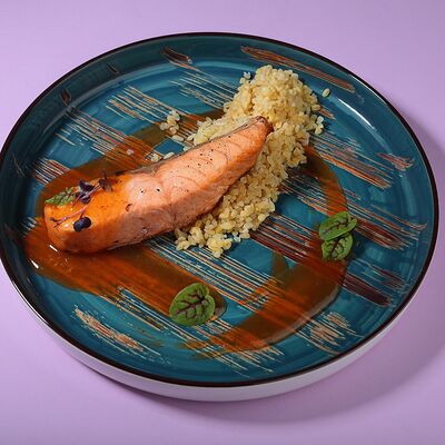 Семга с соусом Маракуйя в Kiss по цене 965