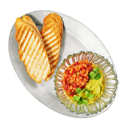 Гуакамоле с тартаром из томатов в Каспийка по цене 560 ₽