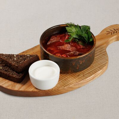 Борщ с телятиной в Мука и Фартук по цене 552 ₽