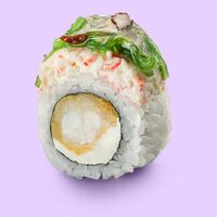 Краб, креветка и чука в Up sushi