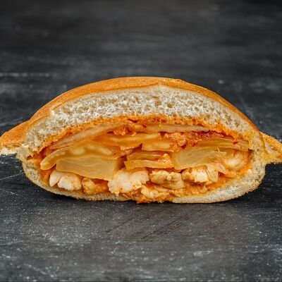 UFO-бургер Курица, ананас, кимчи в KOFOOD по цене 369 ₽