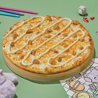 Пицца Сырный цыпленок на тонком тесте 30 см в Dostaевский по цене 688 ₽