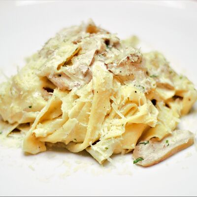 Паста с белыми грибами в Trattoria Siesta по цене 800 ₽
