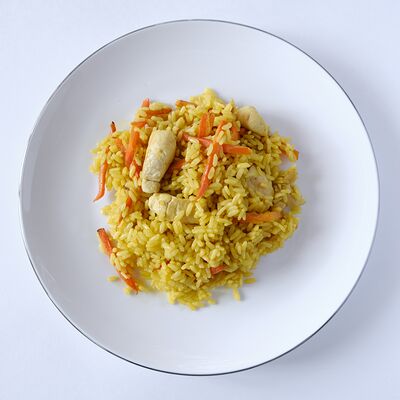 Плов с курицей в Уже готово по цене 145 ₽