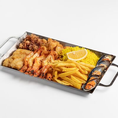 Platter For 1 в Ocean Basket по цене 11590 ₸