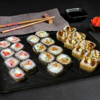 Сет роллов Горячий лосось в Повар дня