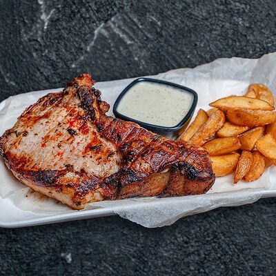 Свиная корейка с картофелем по-домашнемув Шашлычный Мир по цене 670 ₽