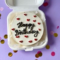 Бенто-торт №4 белый Happy birthday в Кондитерская Cakesmile