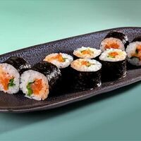 Ролл с острой форелью в ProSushi