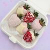 Клубника в шоколаде в ланчбоксе в Cosmo Сakery по цене 1790