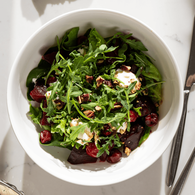 Салат с печеной свеклой и вишней в Bona по цене 760 ₽