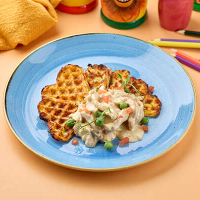 Фрикассе из цыпленка на картофельной вафле в Plov Project по цене 370 ₽