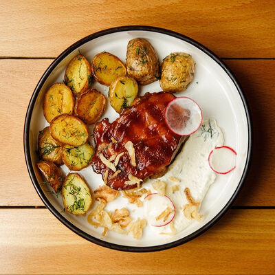 Свиной стейк в Папины бургеры по цене 729 ₽