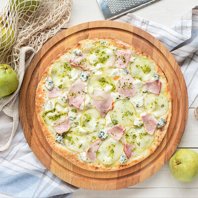 Пицца с грушей и сыром дорблю Амели в Pizzburg по цене 18 р.