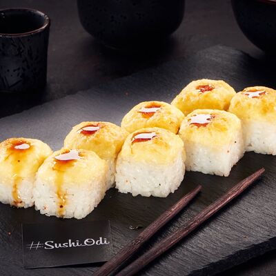 Ролл запеченный Чиз в #SushiOdi по цене 349 ₽