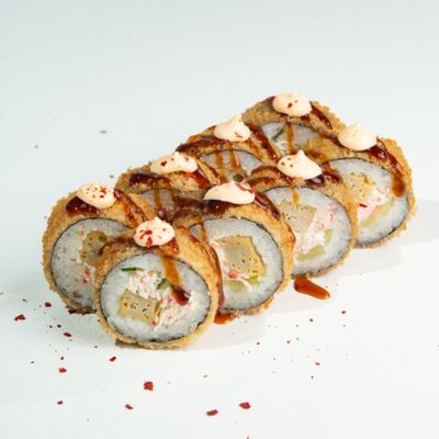 Жареный с омлетом, волокнами снежного краба и огурцомв ЁБИСАН по цене 959 ₽