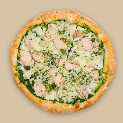 Пицца Цыпленок с песто в Любим сытно по цене 790 ₽