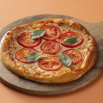 Пицца Маргарита детская в Урюк по цене 590 ₽