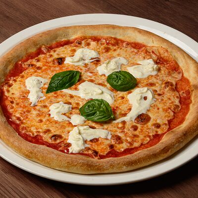 Пицца Маргарита со страчателлой в Савори по цене 780 ₽