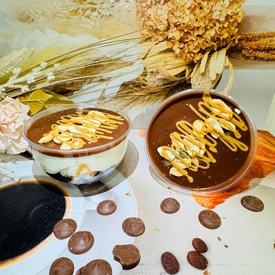 Парфе французский Сникерс в Burger and desserts по цене 545 ₽