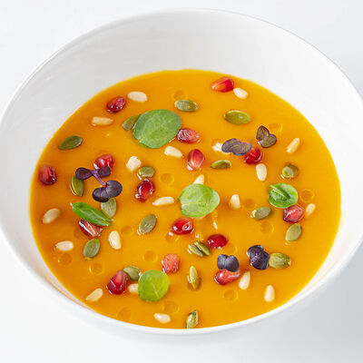 Тыквенный крем-суп в Udcкафе Upside Down Cake по цене 390 ₽