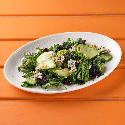 Зеленый салат с горгонзолой в Сорренто by Novikov по цене 1050 ₽