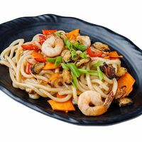 Wok с морепродуктами в Мидийная