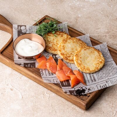 Драники с форельюв Русская усадьба по цене 645 ₽