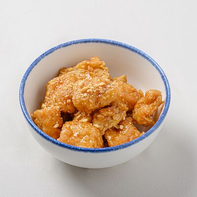 Хан Чикен в NYUSURI корейская кухня по цене 549 ₽