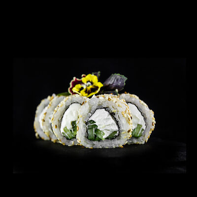 Сливочный ролл в SushiShop51 по цене 475 ₽