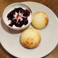 Сырники со сметаной в Суп с котом