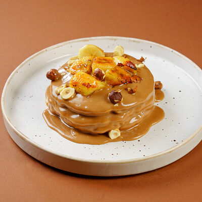 Банановые панкейки х в Sweet Joy Cafe по цене 539 ₽