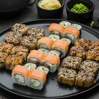 Сет На лайте в OMAKASE SUSHI ROLLS