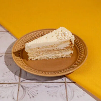 Пирожное Торт Молочная девочка в Пекарня Буханка по цене 229 ₽