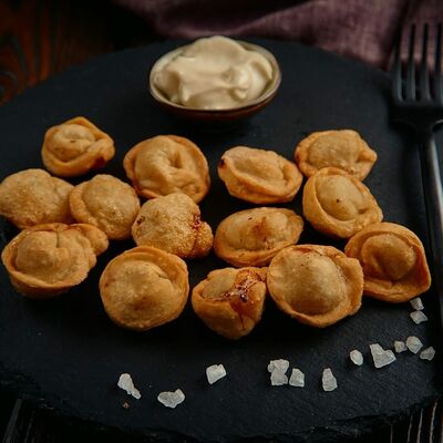 Пельмени во фритюре в Шашлычный двор по цене 420