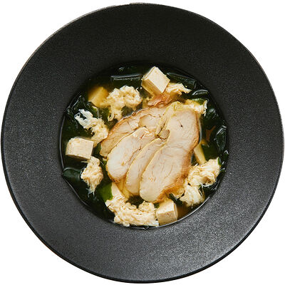 Кимчи суп с курицей в МАМАСУШИПИЦЦА по цене 342 ₽