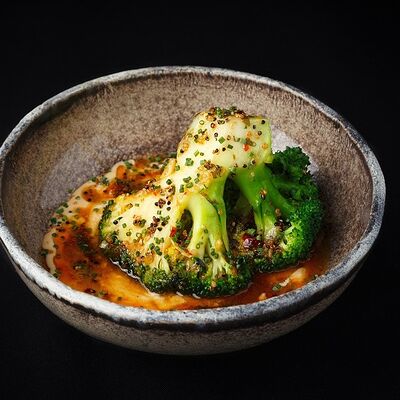 Брокколи с соусом чили в Кабуки по цене 520