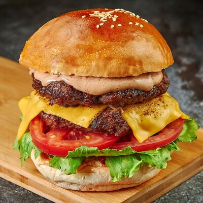 Биф двойной Чемпион в Прожарка по цене 679 ₽