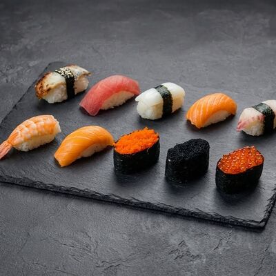 Суши сет в Тобико по цене 2050 ₽