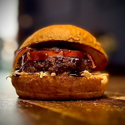 Бургер Перечный в Burger&Sushi по цене 638 ₽