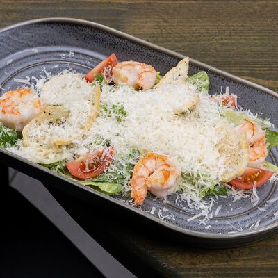 Цезарь с креветками в Лаунж бар 6/20 по цене 800 ₽