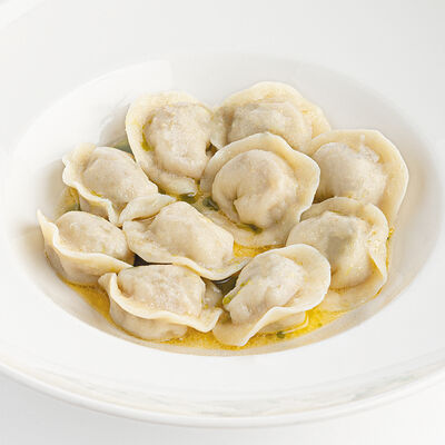 Пельмени с говядиной в Udcкафе Upside Down Cake по цене 780 ₽